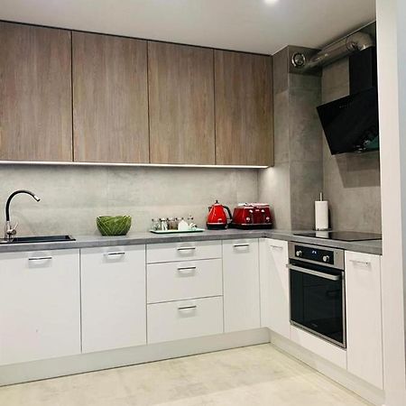 Apartament Moniuszko Z Parkingiem Podziemnym 乔左维尔考普尔斯基 外观 照片