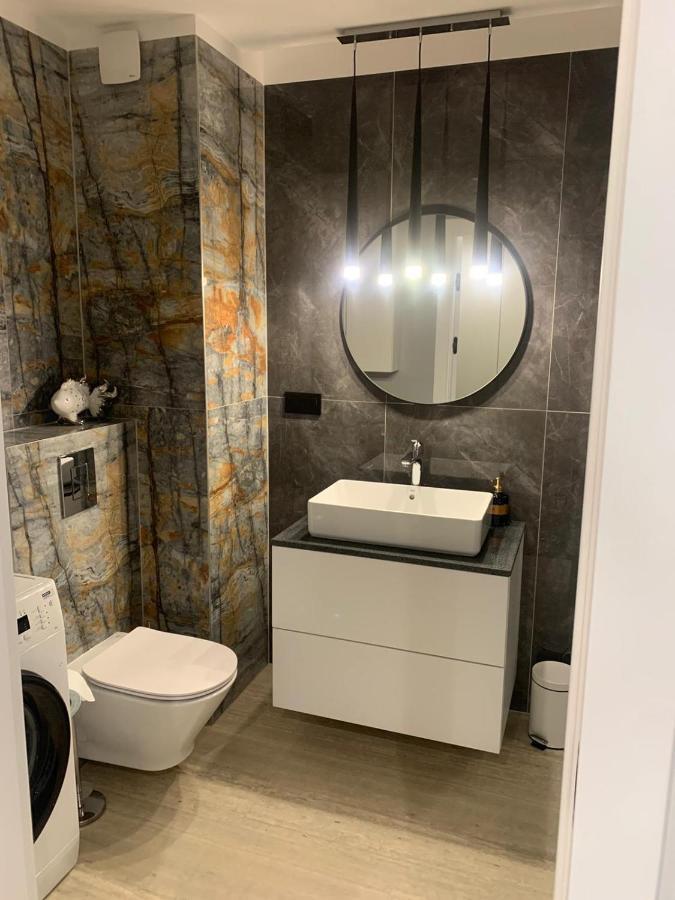 Apartament Moniuszko Z Parkingiem Podziemnym 乔左维尔考普尔斯基 外观 照片